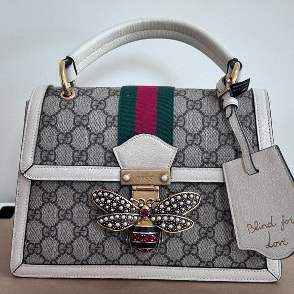 Faux Pearl Queen Margaret - Picture 9 of 16